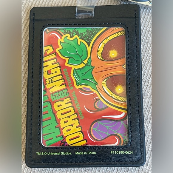 2024 Halloween Horror Nights LIL BOO Backpack, Wristlet, Tote Bag & Lanyard NEW - Picture 10 of 11